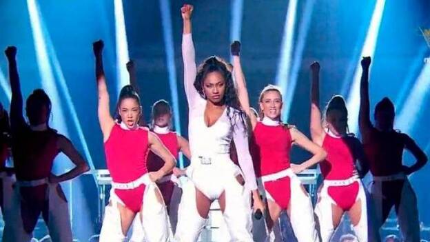 Nia acaricia la victoria en la final de OT