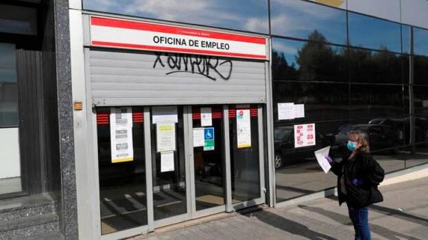 La banca quita hierro a los errores del SEPE con los anticipos de ERTE