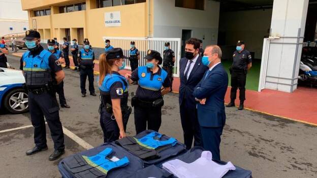 Chalecos antibalas para todos los policías