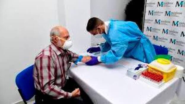 El Colegio de Médicos de Las Palmas realizó test rápidos a 1.042 colegiados
