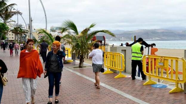 El acceso a Las Canteras se blinda por San Juan