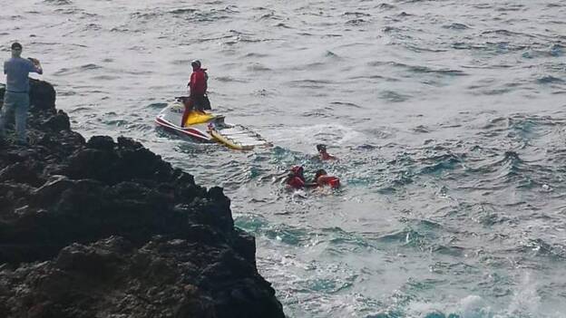 Rescatan a una menor herida en La Puntilla