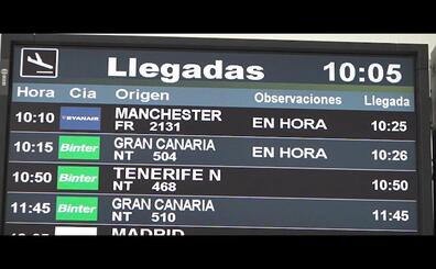 Llega el primer vuelo de turistas a Lanzarote