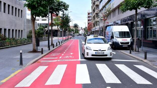 El taxi seguirá al 50% hasta septiembre