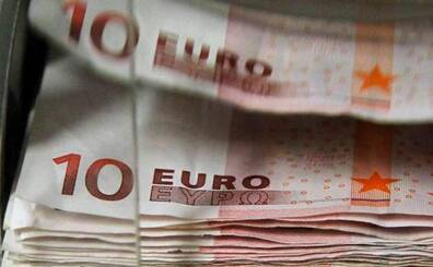 El PSOE se piensa si prohibir pagos en efectivo
