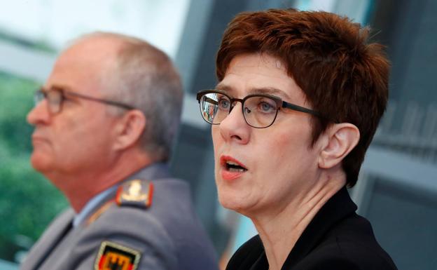 Alemania admite la infiltración de la ultraderecha en su Ejército