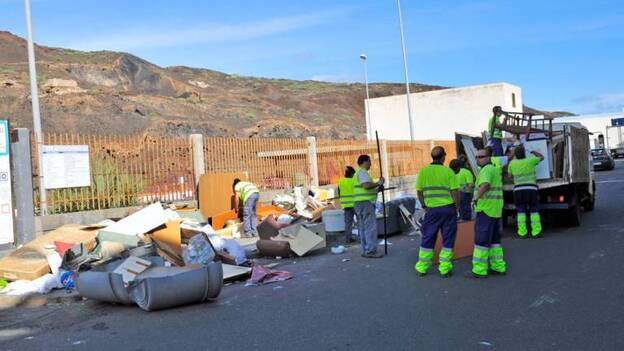 «Los ciudadanos notan todo más sucio porque falta personal»