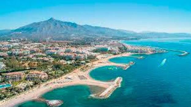 Dos muertos por caer desde un balcón