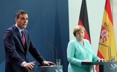 Merkel evidencia a Sánchez las «notables» diferencias en la UE sobre el plan de recuperación