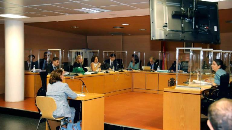 La Audiencia salva el juicio de Stratvsuicio de Stratvs