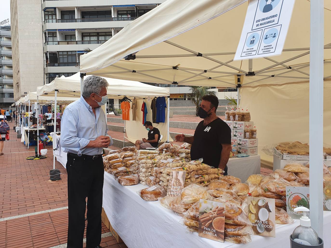 Mercadillo de artesanía en Las Canteras