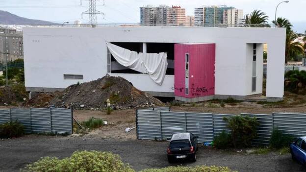 La Casa (en ruinas) de la Juventud