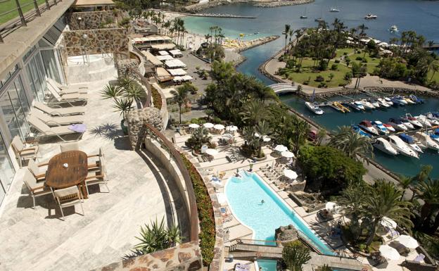 Anfi prepara ya sus mil suites para recibir clientes a final de mes