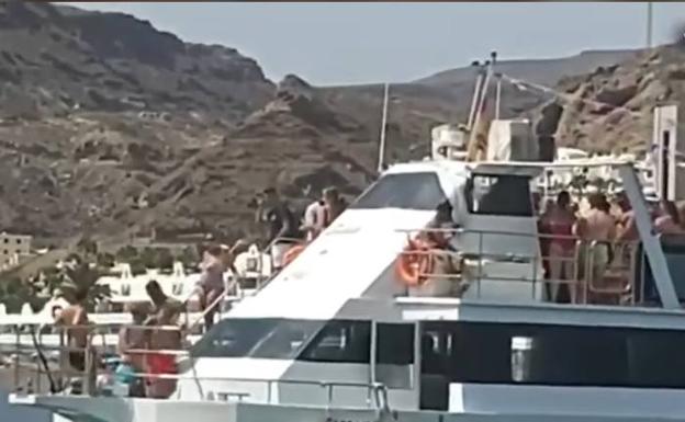 Denunciados por una fiesta en un barco en Gran Canaria