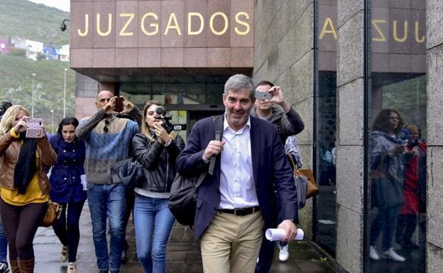 Juzgado de La Laguna archiva todo el caso Grúas tras exculpación de Clavijo