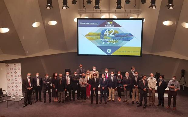 'Ahora más que nunca: industria' es el estrenado lema de esta etapa