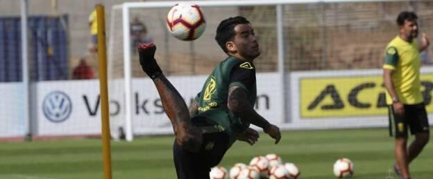 Sergio Araujo ya está en Gran Canaria aunque con la idea de buscar una nueva salida de la UD