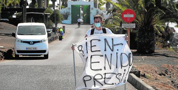 Pedro Sánchez y su familia posponen hasta hoy sus vacaciones en La Mareta