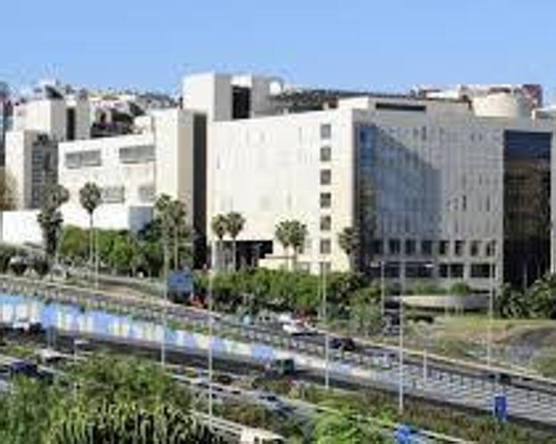 El sexto acelerador del Negrín podrá empezar a atender a pacientes oncológicos a final de año