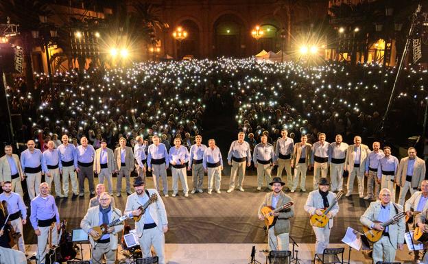 Los Gofiones repasan música de toda una vida en concierto gratis en Santa Ana