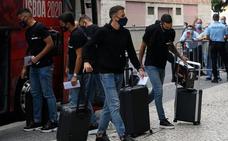 El Atlético, ya en Lisboa tras una discreta bienvenida