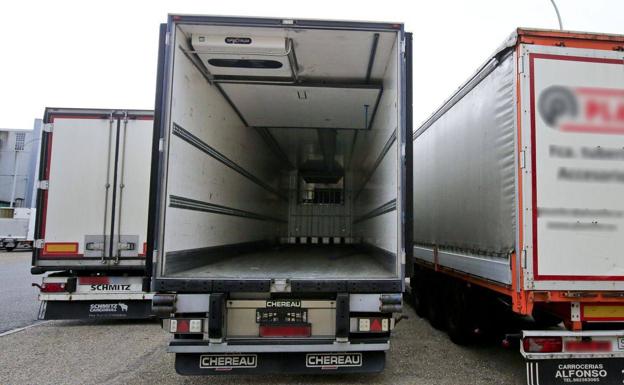 Inmovilizadas 16,5 toneladas de pollo sin refrigeración