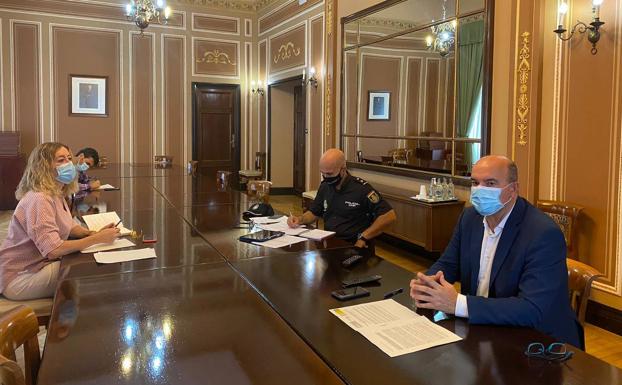 Cerco a las fiestas privadas