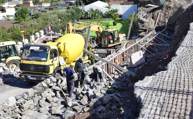 La obra pública se hunde en el primer semestre de 2020 y queda por debajo de los 400 millones