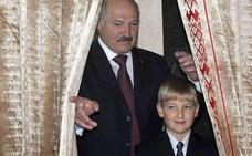 Nikolái Lukashenko, el niño de Bielorrusia