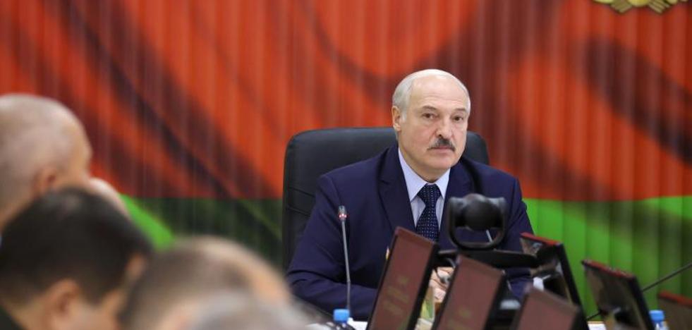 Lukashenko, solo y acorralado por las protestas, se echa en brazos de Putin