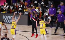 Lakers y Bucks, los mejores de la fase regular, comienzan con derrota