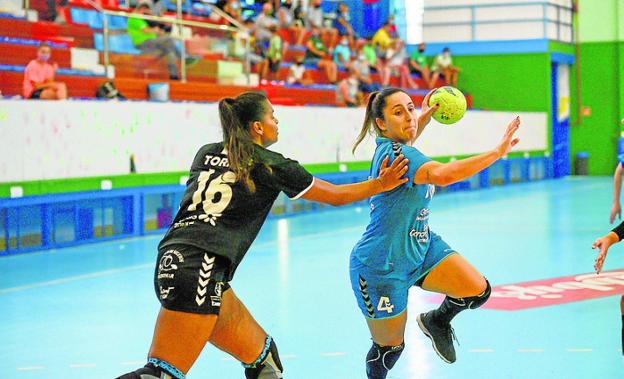 Un sólido Rocasa Gran Canaria suma la tercera victoria ante el San José Obrero