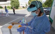 La pandemia vuelve a cebarse con el personal sanitario