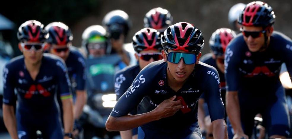 Contra el Jumbo y como líder del Ineos, Bernal defiende corona