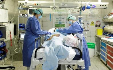 Los pacientes en UCI en Canarias ascienden a 27 personas