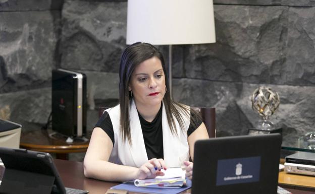 Castilla pide más restricciones para revertir la advertencia alemana a los viajes a Canarias