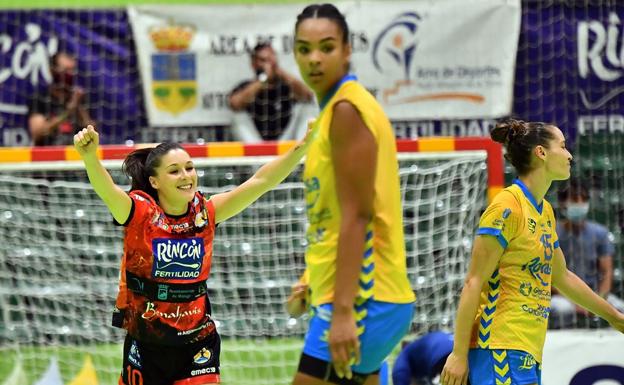 El Rocasa claudica en Málaga contra el anfitrión