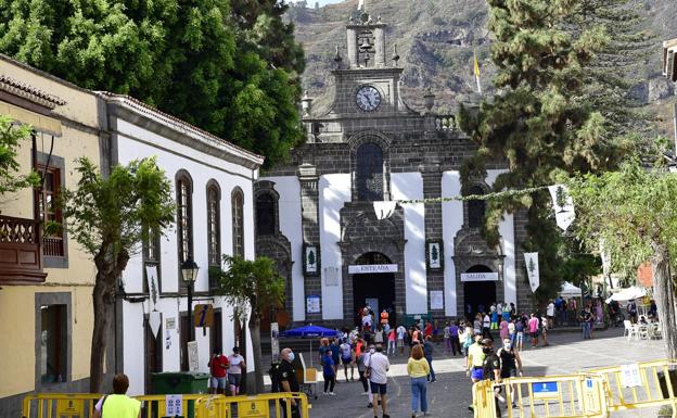 Teror cumple con la Virgen del Pino en la intimidad y desde la seguridad
