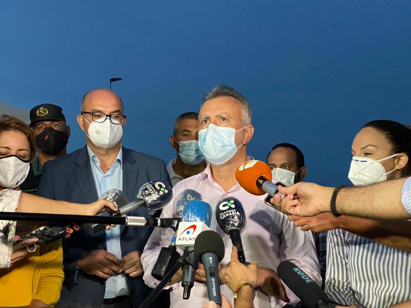 Madrid desaloja el muelle de Arguineguín tras la gestión de Torres