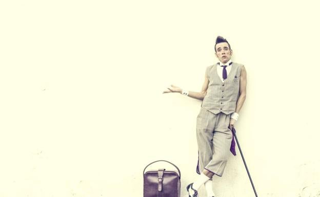 El Teatro Juan Ramón Jiménez recupera hoy su actividad presencial con Thelmo Parole