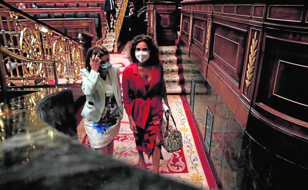 Montero no prevé fijar para Canarias una senda de estabilidad diferenciada en el ejercicio 2021