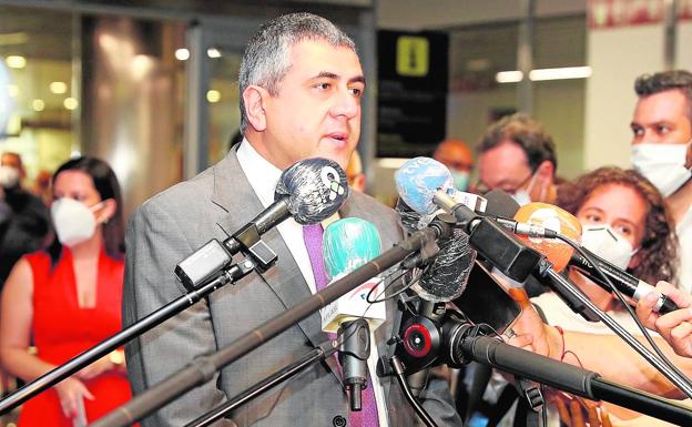 El perfil del viajero cambia y crece el segmento joven ante el miedo del mayor