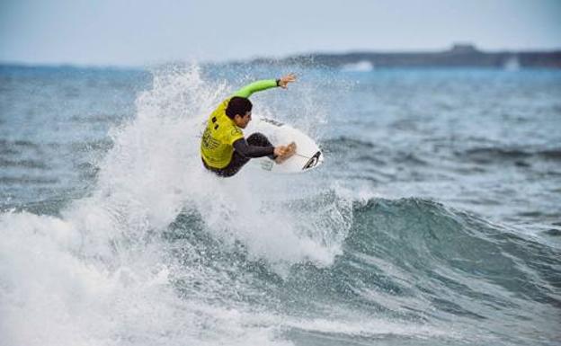 Ciudad de Mar impulsa la práctica inclusiva del surf en la capital