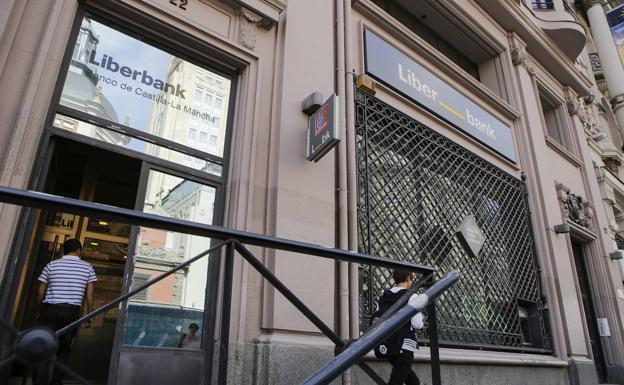 Liberbank y Unicaja reinician sus contactos para una posible fusión