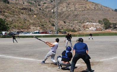 C's pide que se reconsidere el campo de béisbol de La Minilla