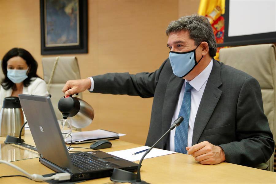 Visita de tres días del ministro Escrivá sin foto con inmigrantes