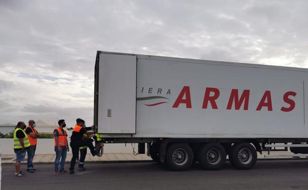 Tías recibe cerca de 10 toneladas de ayuda del Banco de Alimentos