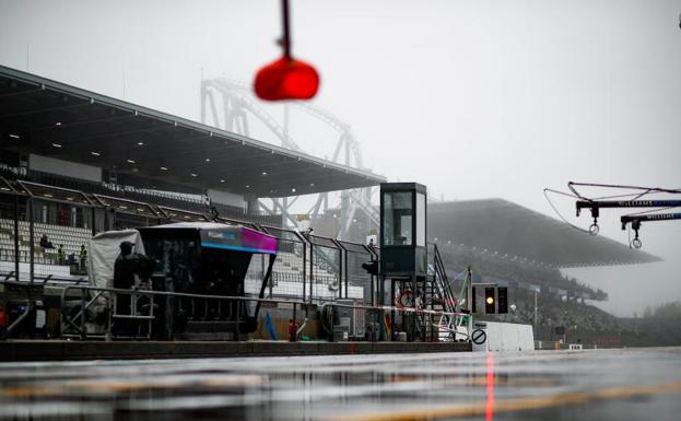 La niebla y la lluvia dejan un viernes sin acción en Nürburgring