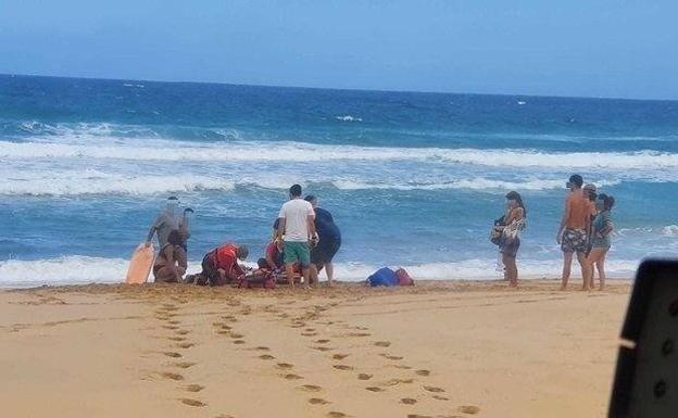 Rescatan a un bañista en Cofete