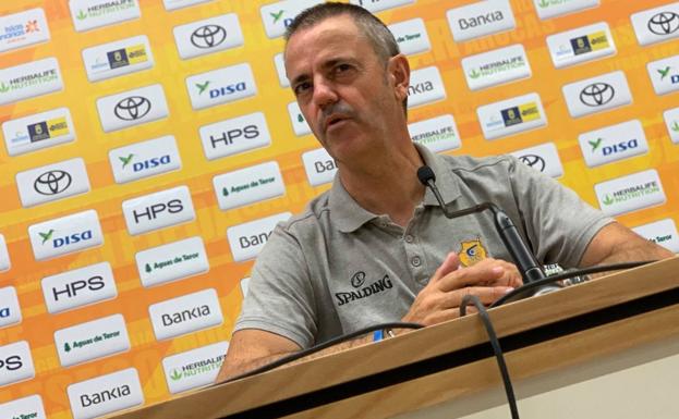 Porfi Fisac: «Tenemos que dejarnos de tonterías y chorradas e ir a saco»